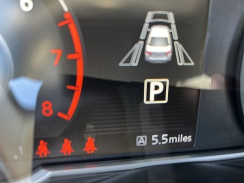 Used 2025 Nissan Versa SR w/ Trunk Package image 9