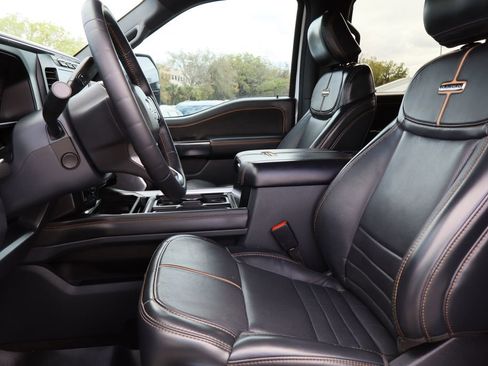 Used 2024 Ford F250 Platinum image 24