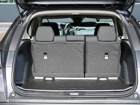 New 2027 Honda HR-V LX image 9