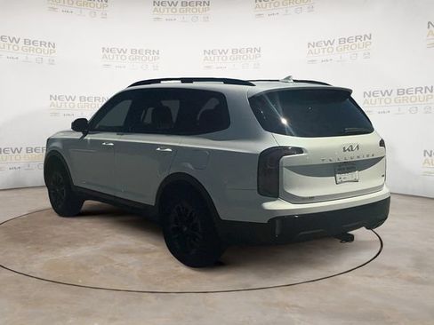 Used 2024 Kia Telluride SX Prestige X-Pro AWD/4WD image 3