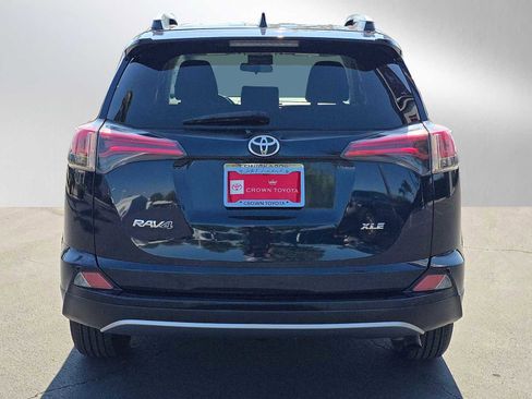 Used 2017 Toyota RAV4 XLE w/ Carpet Mat Package FWD image 4