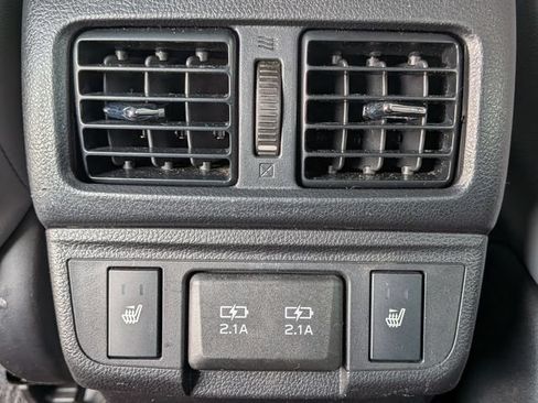 Used 2019 Subaru Outback 2.5i Limited AWD/4WD image 28