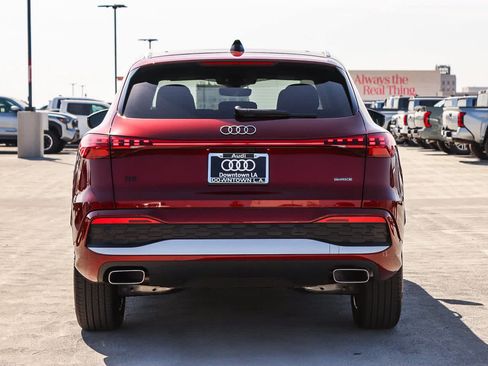 Used 2025 Audi Q5 Premium w/ Convenience Package AWD/4WD image 5