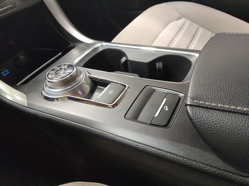 Used 2020 Ford Fusion S FWD image 26