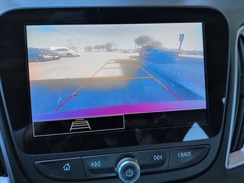 Used 2025 Chevrolet Malibu LT image 13