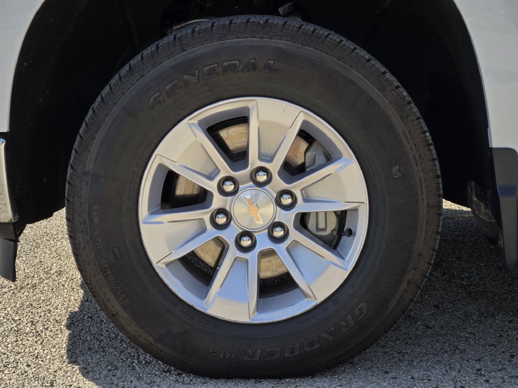 Used 2025 Chevrolet Silverado 1500 W/T RWD image 11