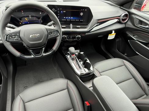New 2026 Chevrolet Trax RS w/ Driver Confidence Package FWD image 12
