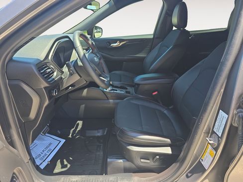 Used 2023 Ford Escape ST-Line w/ Tech Pack #1 FWD image 22