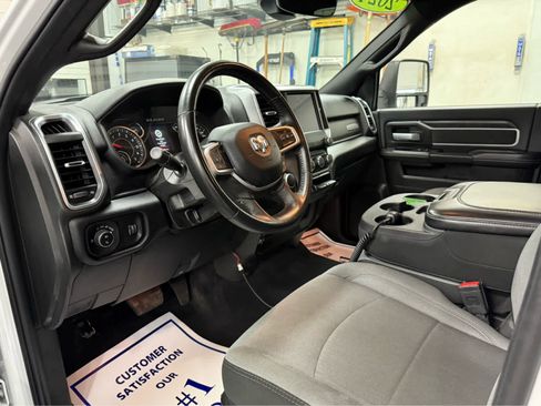 Used 2024 RAM 2500 Big Horn w/ Bed Utility Group image 24