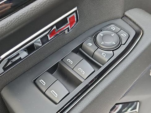 Used 2023 GMC Sierra 1500 AT4 w/ AT4 Preferred Package AWD/4WD image 19