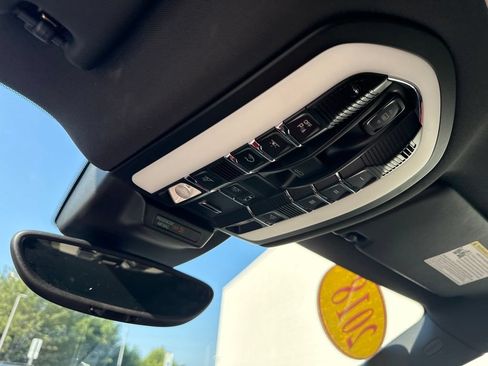 Used 2018 Porsche Macan S AWD/4WD image 29