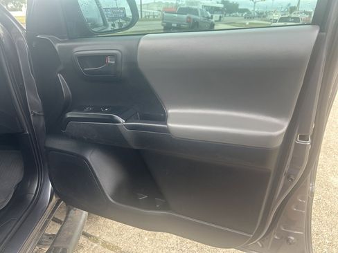 Used 2021 Toyota Tacoma SR image 16