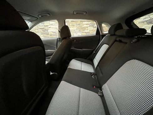 Used 2022 Hyundai Kona SE AWD/4WD image 29