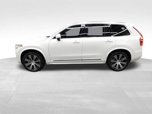 Used 2025 Volvo XC90 B6 Ultra w/ Protection Package Premier image 3
