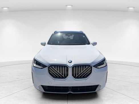 New 2025 BMW X3 xDrive30i w/ Premium Package AWD/4WD image 2