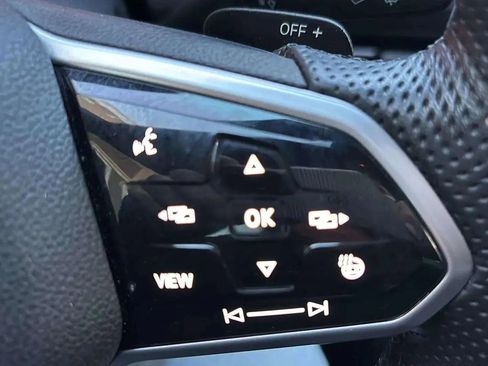 Used 2022 Volkswagen GTI Autobahn image 39