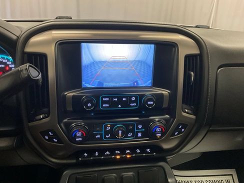 Used 2017 GMC Sierra 1500 Denali w/ Denali Ultimate Package AWD/4WD image 9