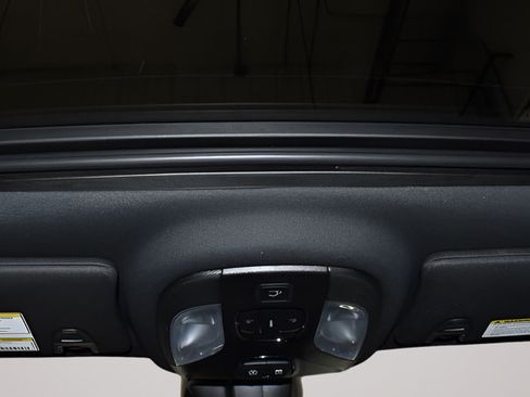 New 2026 Jeep Compass Limited w/ Sun, Sound & Navigation Group AWD/4WD image 19