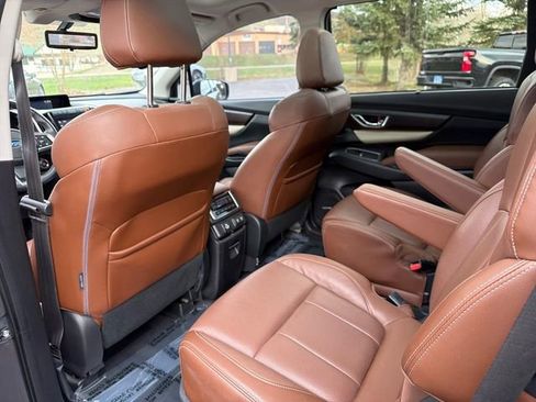 Used 2022 Subaru Ascent Touring w/ Popular Package #2A AWD/4WD image 30
