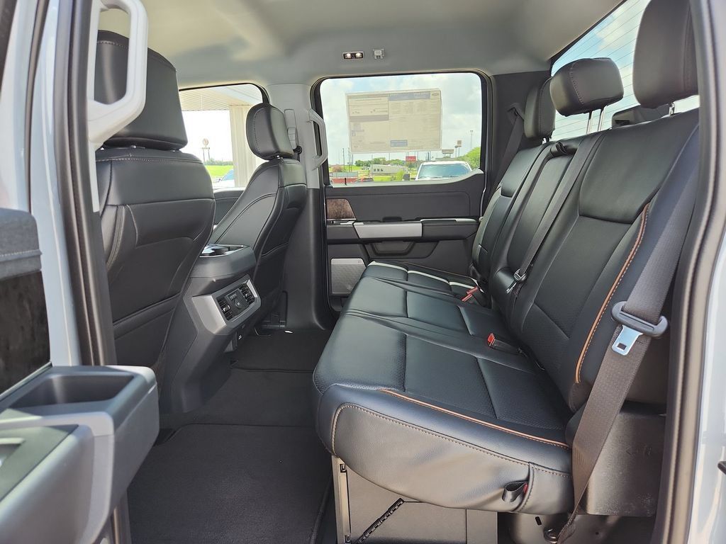 New 2026 Ford F250 Lariat w/ Black Appearance Package AWD/4WD image 14