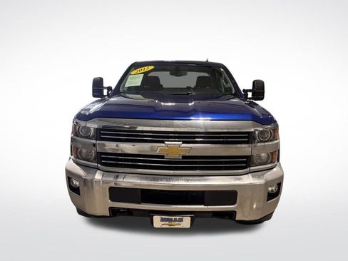 Used 2015 Chevrolet Silverado 2500 LT w/ LT Convenience Package image 2