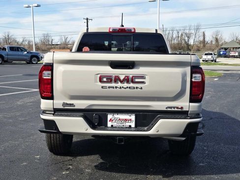 New 2026 GMC Canyon AT4 w/ Technology Plus Package AWD/4WD image 4