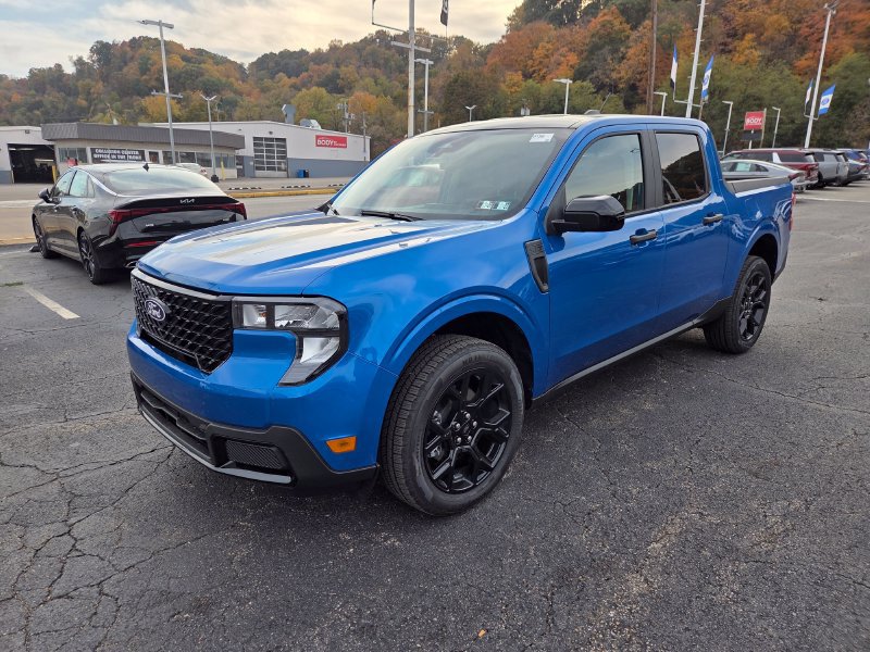 New 2026 Ford Maverick XLT w/ Equipment Group 301A AWD/4WD image 3