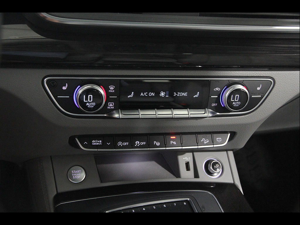 Used 2019 Audi Q5 Prestige w/ Prestige Package AWD/4WD image 14