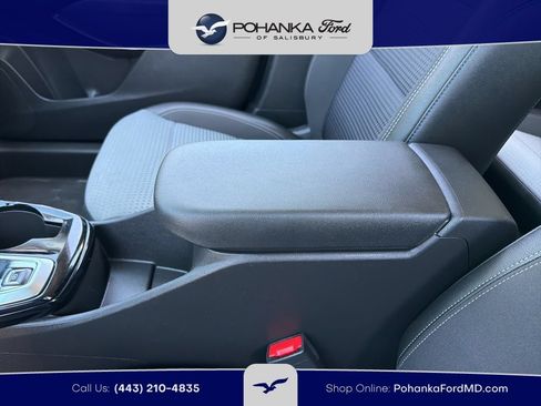 Used 2025 Chevrolet Trax LT w/ LT Convenience Package FWD image 13