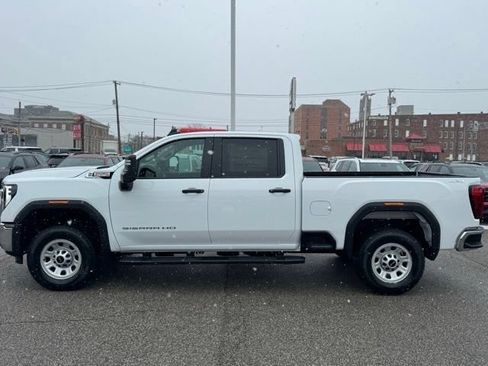New 2026 GMC Sierra 2500 Pro AWD/4WD image 3