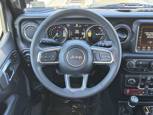 Used 2023 Jeep Wrangler Unlimited Rubicon 4xe image 11