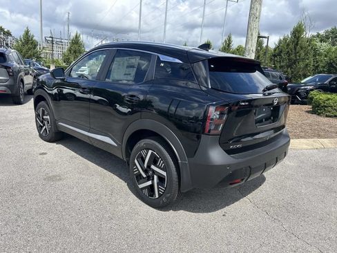 New 2026 Nissan Kicks SV w/ SV Premium Package FWD image 5