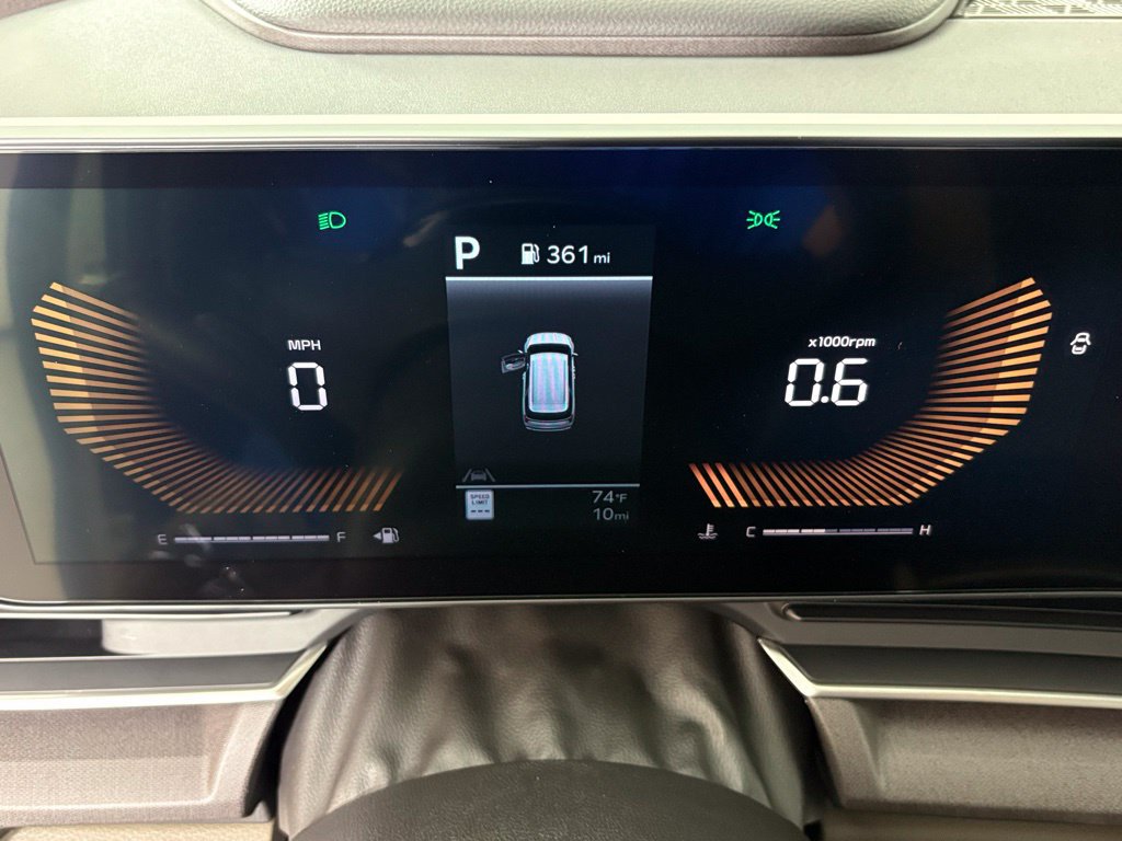 New 2026 Kia Carnival EX FWD image 22
