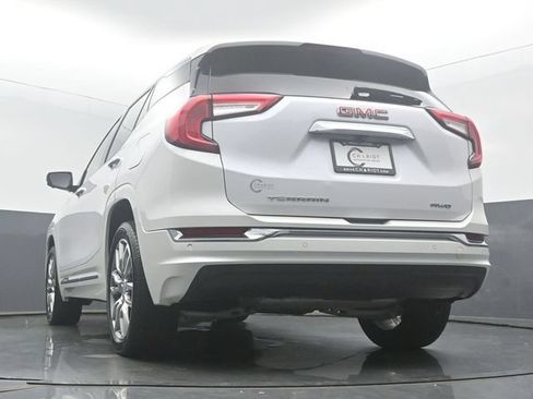 Used 2023 GMC Terrain Denali w/ Denali Premium Package AWD/4WD image 50