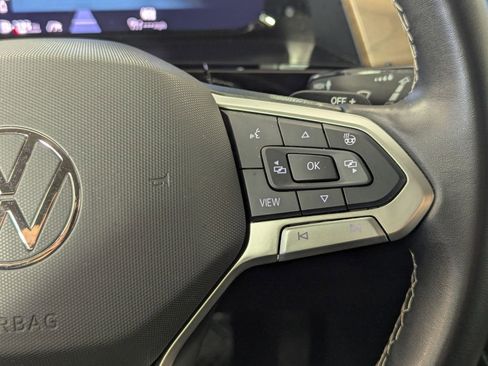 Used 2024 Volkswagen Atlas SE image 39