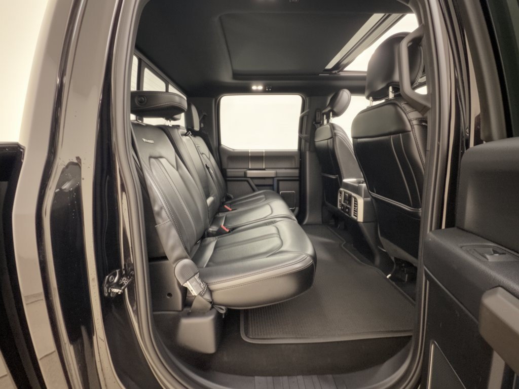 Used 2019 Ford F150 Platinum w/ Equipment Group 701A Luxury AWD/4WD image 29
