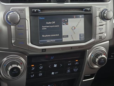 Used 2015 Toyota 4Runner Limited AWD/4WD image 5