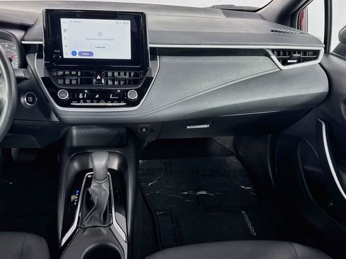 Used 2025 Toyota Corolla SE FWD image 30