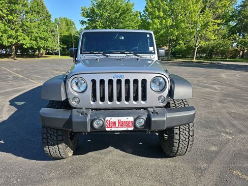 Used 2016 Jeep Wrangler Unlimited Sport w/ Quick Order Package 24S AWD/4WD image 9