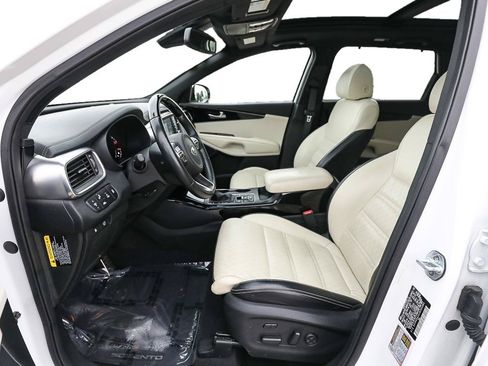Used 2018 Kia Sorento SX AWD/4WD image 12