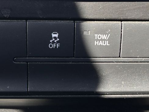 Used 2019 RAM 1500 Express w/ Express Value Package image 30