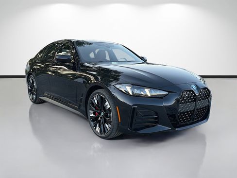 New 2026 BMW 430i w/ M Sport Package RWD image 1