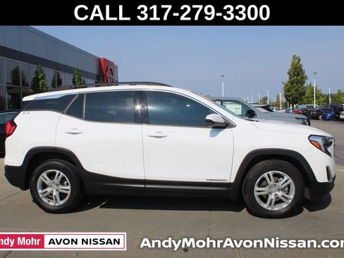 Used 2020 GMC Terrain SLE w/ Driver Convenience Package FWD image 6