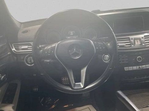 Used 2016 Mercedes-Benz E 350 Sedan image 16