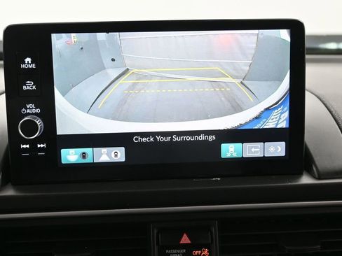 Used 2023 Honda Pilot Elite image 25
