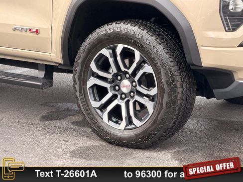 Used 2023 GMC Canyon AT4 image 26