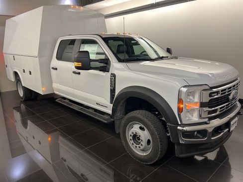 New 2025 Ford F550 4x4 Crew Cab Super Duty image 1
