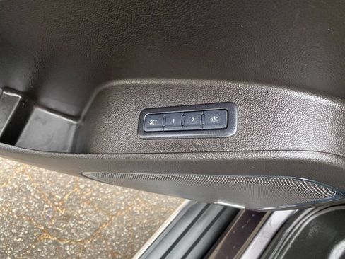 Used 2017 Chevrolet Tahoe Premier image 17