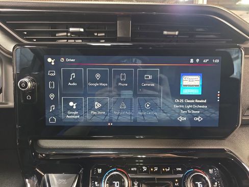 Used 2024 GMC Sierra 1500 AT4 w/ Technology Package AWD/4WD image 21