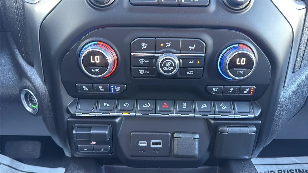 Used 2021 Chevrolet Silverado 1500 LTZ AWD/4WD image 27